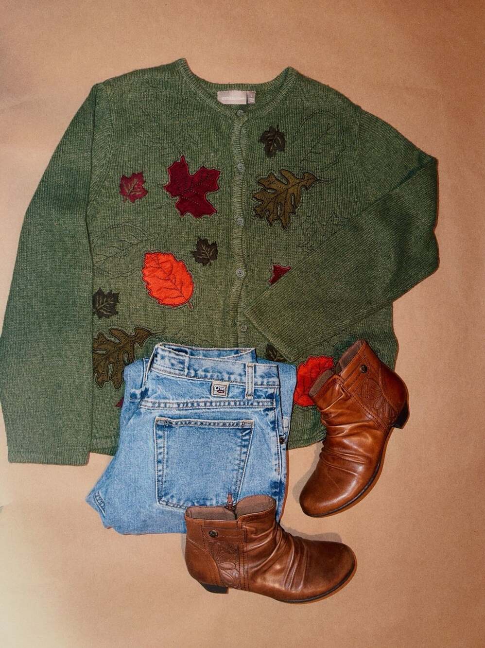 Croft & Barrow Green Appliqued Fall Leaves Button Down Cardigan Sweater